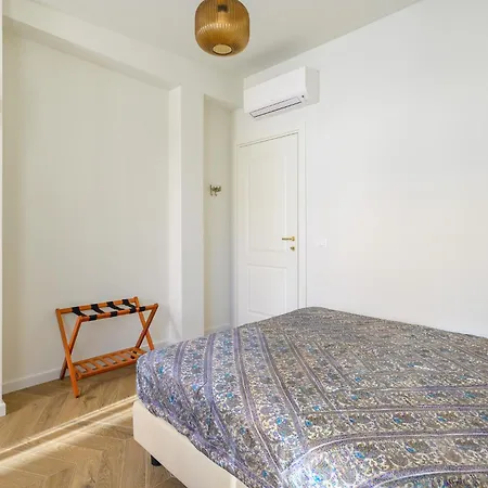 Spacious Bright And Cozy Penthouse With Terrace