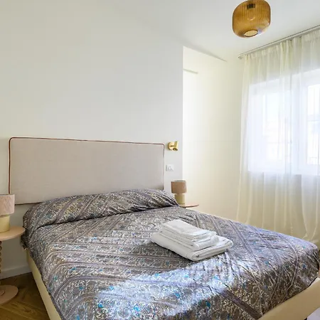 Daire Spacious Bright And Cozy Penthouse With Terrace Roma