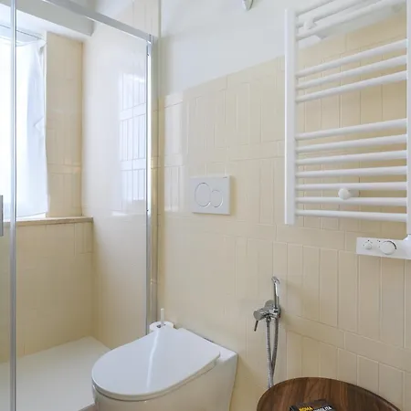 Daire Spacious Bright And Cozy Penthouse With Terrace