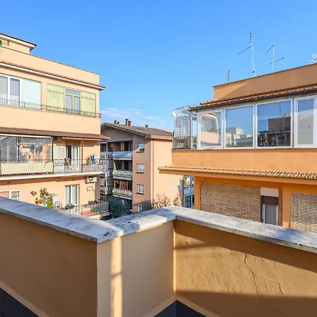 Spacious Bright And Cozy Penthouse With Terrace * Roma